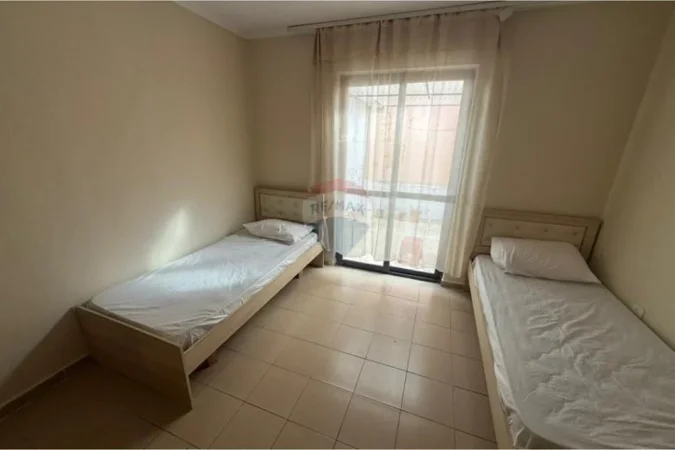 Tirane, jepet me qera apartament 2+1, 600 €