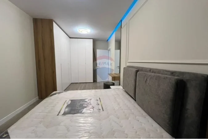 Apartament 2+1+Ballkon , 147 m² (Rruga Mine Peza Rruga Mine Peza, Tiranë)