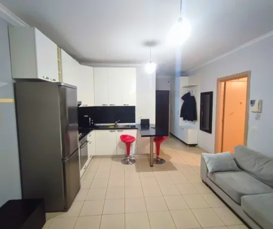 Tirane, jepet me qera apartament 1+1+ 1 post parkim Kati 1, 67 m² 600 € (Liqeni i Thate)