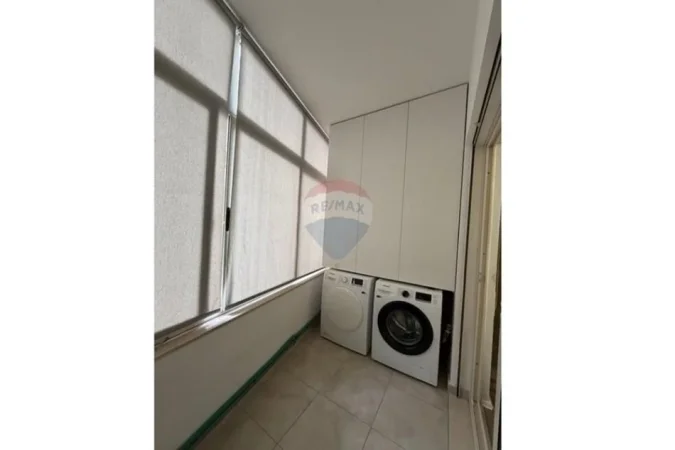 Tirane, jepet me qera apartament 1+1+Ballkon , 66 m² 600 € 