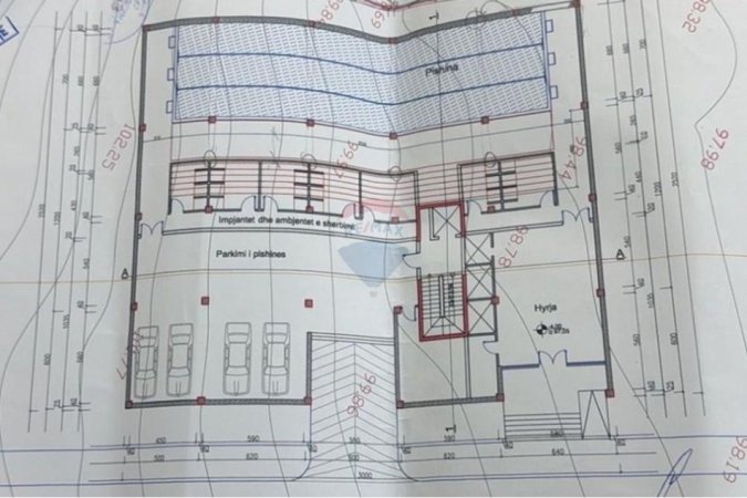 Tirane, shitet apartament , 729 m² 900.000 € (Liqeni I Thatë, Tiranë)