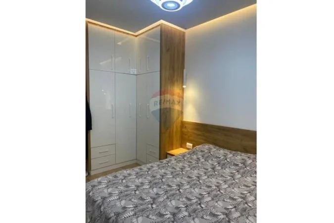 Tirane, jepet me qera apartament 1+1 , 56 m² 501 € 