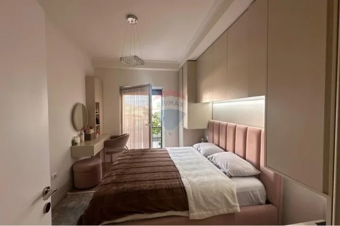 Tirane, shitet apartament 2+1 , 91 m² 250.001 € (Rruga Jordan Misja, Tiranë)