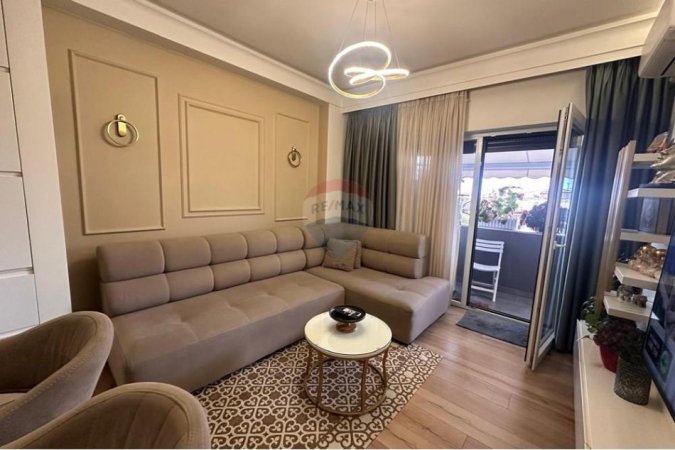 Tirane, shitet apartament 2+1 , 91 m² 250.001 € (Rruga Jordan Misja, Tiranë)