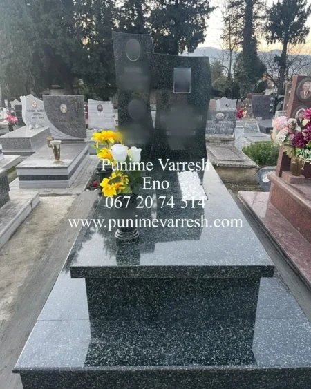 Tirane, ofroj Punime Varresh Eno - Varr Granit i zi + Granit Gri - Pikture e gdhendur ne granit