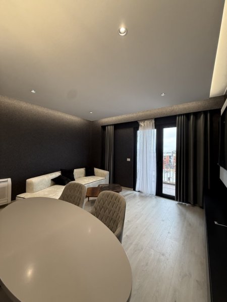 Tirane, jepet me qera apartament 2+1+Ballkon , 120 m² 1.500 € (Tirana Garden Building, Rruga e Kavajes)