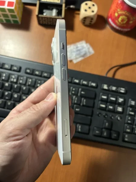 Tirane, shes Celular-Smartphone iPhone 14