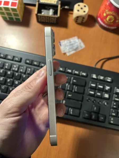 Tirane, shes Celular-Smartphone iPhone 14