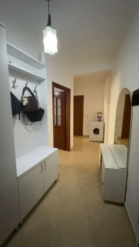 Tirane, jepet me qera apartament 1+1+Aneks+Ballkon Kati 3, 61 m² (Rruga Milto Sotir Gurra)