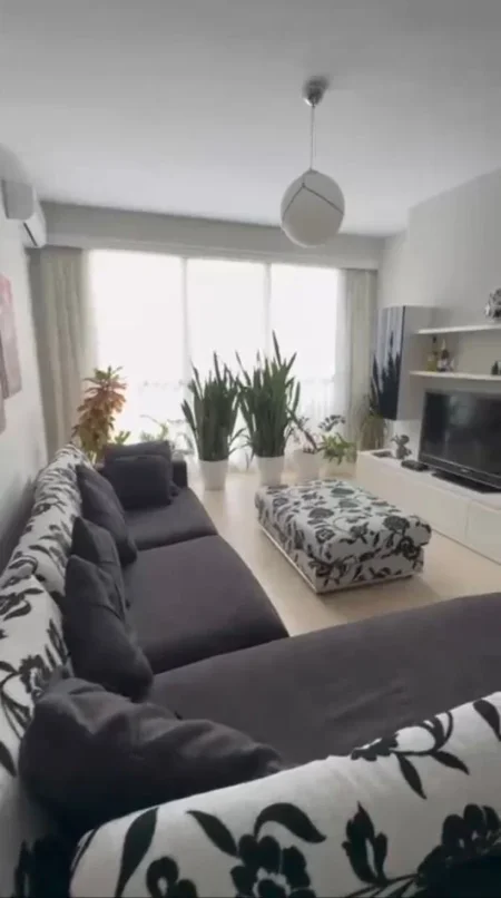 Tirane, jepet me qera apartament 1+1 Kati 2, 600 € (Ish Parku)