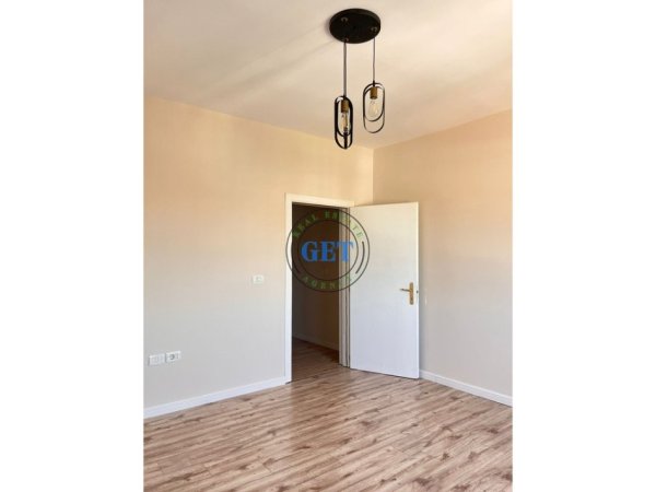 Durres, shitet apartament 1+1+Ballkon Kati 4, 63 m² 75.000 € 