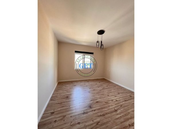 Durres, shitet apartament 1+1+Ballkon Kati 4, 63 m² 75.000 € 