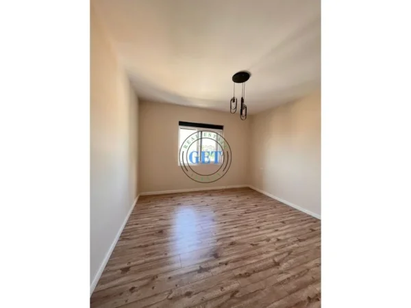 Durres, shitet apartament 1+1+Ballkon Kati 4, 63 m² 75.000 € 