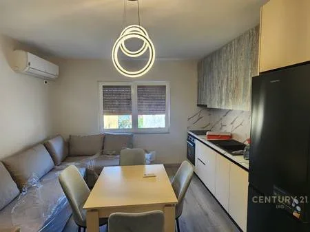 Tirane, jepet me qera apartament 1+1 Kati 3, 48 m² 480 € 