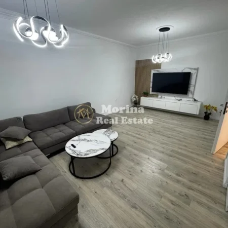 Tirane, jepet me qera shtepi 2+1 Kati 3, 100 m² 630 € (Sauk)