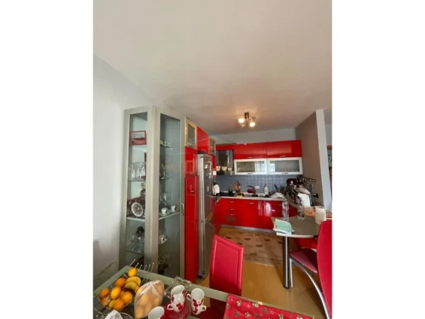 Durres, shitet apartament 3+1+Ballkon Kati 9, 145 m² 362.000 € 