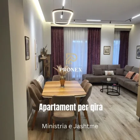Tirane, jepet me qera apartament 2+1 Kati 4, 100 m² 900 € (Ministria e Jashtme)