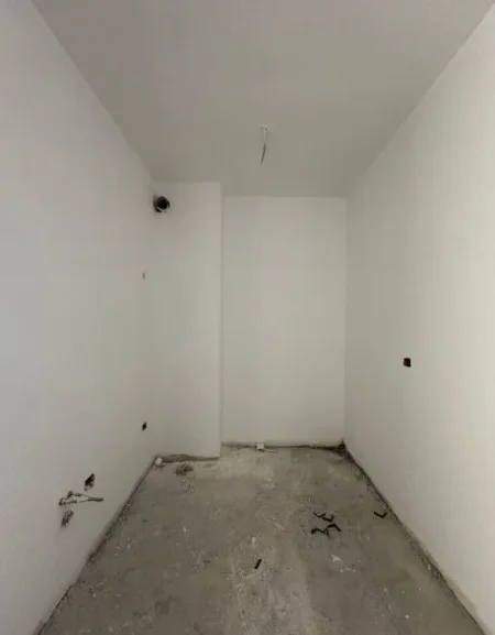 Tirane, shitet apartament 2+1 Kati 8, 109 m² 175.000 € (RRUGA SIRI KODRA)