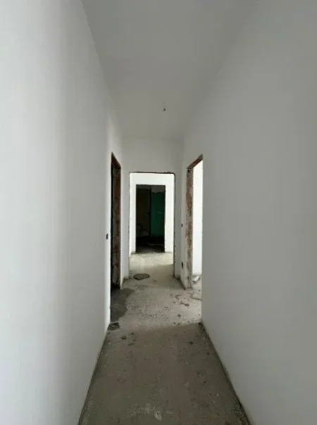 Tirane, shitet apartament 2+1 Kati 8, 109 m² 175.000 € (RRUGA SIRI KODRA)