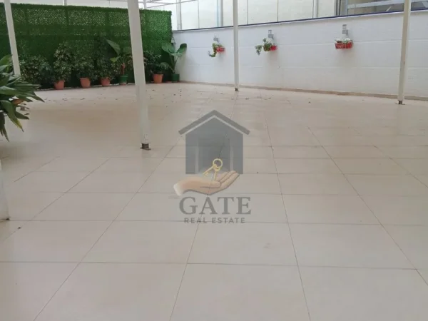 Durres, jepet me qera bar-resorant Kati 1, 200 m² 1.700 € (Shkembi i Kavajes)