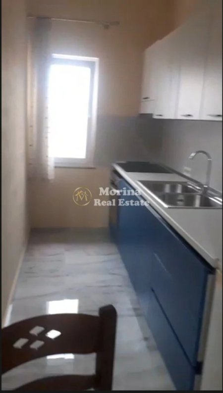 Tirane, jepet me qera shtepi 2+1 Kati 2, 70 m² 350 € (Qytet Studenti)