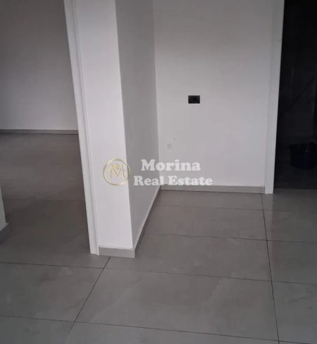 Tirane, jepet me qera shtepi 2+1 Kati 1, 100 m² 350 € (Kinostudio)