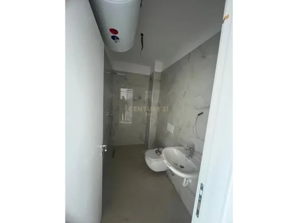 Durres, shitet apartament 2+1 Kati 3, 65 m² 100.000 € (golem)