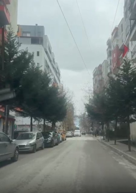 Tirane, shitet apartament 2+1 Kati 2, 117 m² 195.000 € (Misto mame)