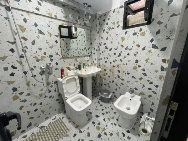 Tirane, shitet hotel , 540 m² (Ambasada Amerikane)