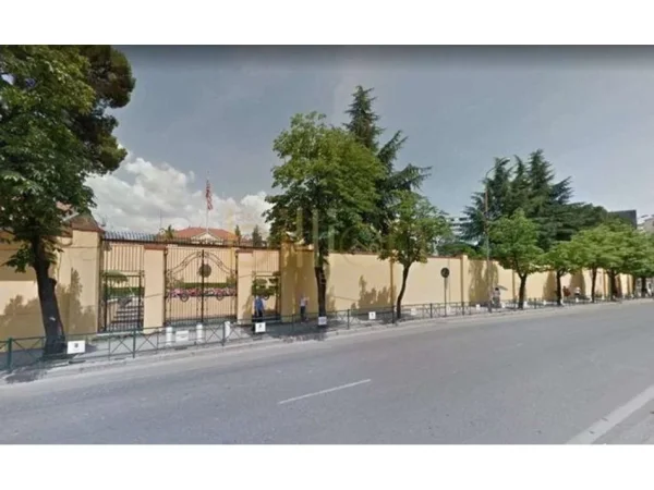 Tirane, shitet hotel , 540 m² (Ambasada Amerikane)