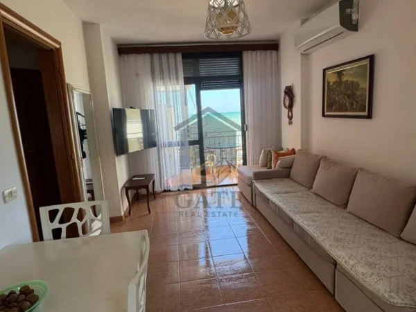 Durres, shitet apartament 1+1+Ballkon Kati 3, 55 m² 105.000 € (Shkembi i Kavajes)