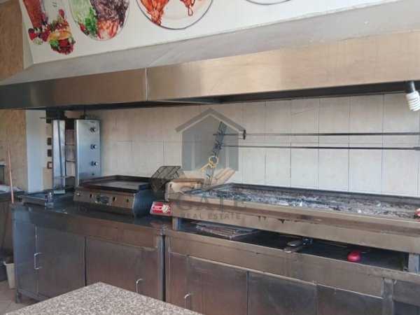 Durres, jepet me qera lokal Kati 0, 65 m² 400 € (Plazh Iliria)