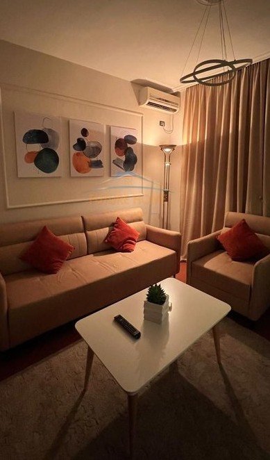 Qera,Apartament 2+1, Petro Nini, Bllok, Tirane.