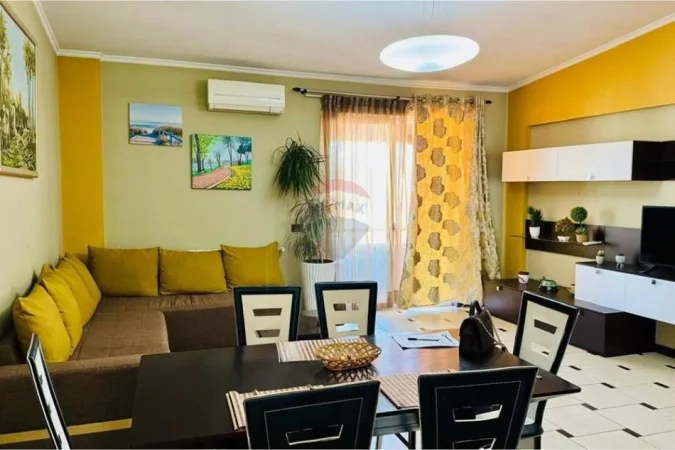 Tirane, jepet me qera apartament 2+1+Aneks+Ballkon Kati 7, 110 m² 600 € (Kodra e Diellit)