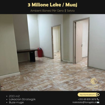 Tirane, jepet me qera ambjent biznesi Kati 0, 200 m² 3.000 € 