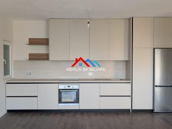 Tirane, jepet me qera apartament 2+1+Ballkon Kati 2, 125 m² 650 € (RRUGA DINE HOXHA,BULEVARDI I RI)
