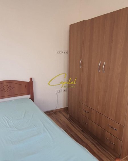 Tirane, jepet me qera apartament 1+1 Kati 2, 55 m² 320 € (ISH TREGU ELEKTRIK)