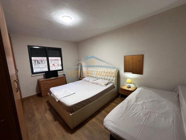 Tirane, shitet apartament 1+1+Ballkon Kati 4, 71 m² 138.000 € (XHAMLLIKU)