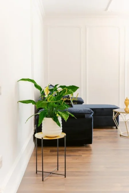 Tirane, jepet me qera apartament 1+1 Kati 9, 75 m² 600 € (ASTIR)