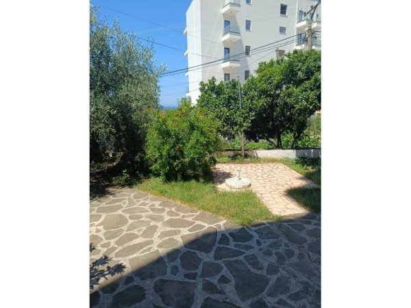 Sarande, shiten 4 apartamente 1+1, 190 m² 243.000 € (RRUGA BILAL GOLEMI)