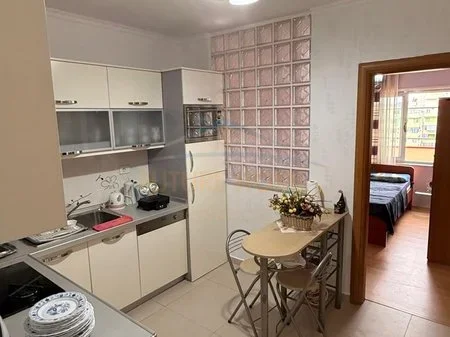 Durres Plazh, shitet apartament 2+1 Kati 7, 71 m² 130.000 € 