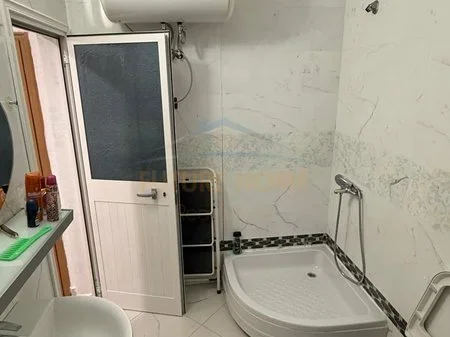 Durres Plazh, shitet apartament 2+1 Kati 7, 71 m² 130.000 € 