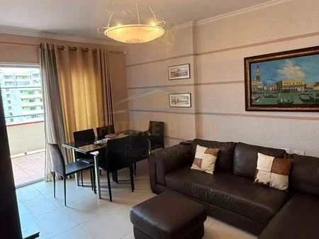 Durres Plazh, shitet apartament 2+1 Kati 7, 71 m² 130.000 € 