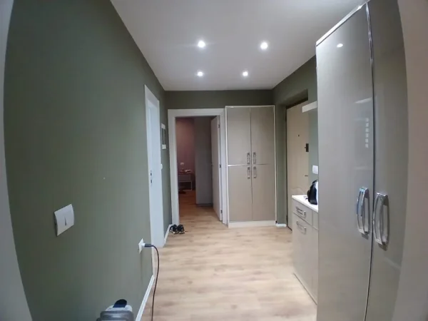 Tirane, jepet me qera apartament 1+1+Ballkon Kati 3, 60 m² 530 €