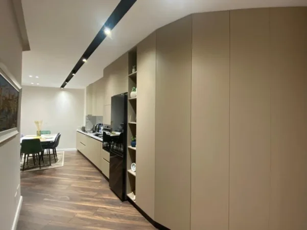 Tirane, shitet apartament 1+1 Kati 2, 83 m² 175.000 € (Kodra e Diellit)