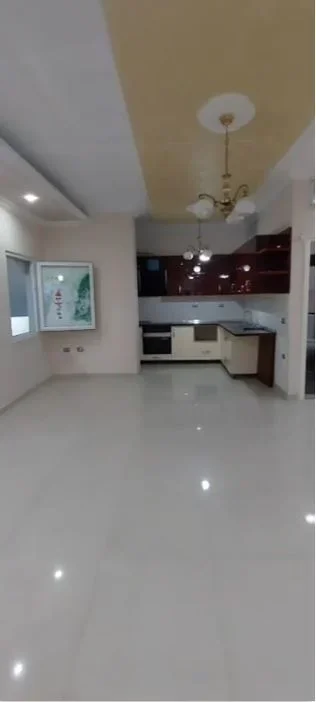 Jepet me Qera Ambient Biznesi ne 5 Maji pas Concordit,   600 €URO