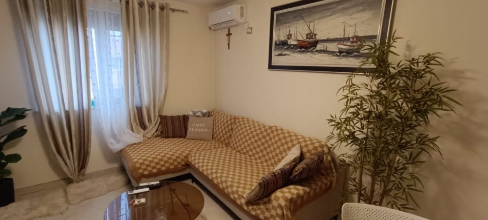 Tirane, shes apartament 1+1 Kati 4, 54 m² 125.000 € (Tek Oxhaku)