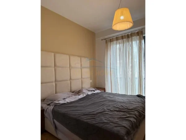 Tirane, shitet apartament 2+1 Kati 2, 111 m² 300.000 € 