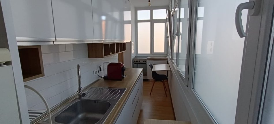 Tirane, shes apartament 1+1 Kati 2, 69 m² 200.000 € (Mine Peza)