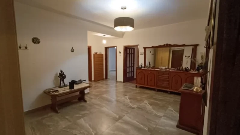 Tirane, shes apartament 1+1 Kati 2, 69 m² 200.000 € (Mine Peza)